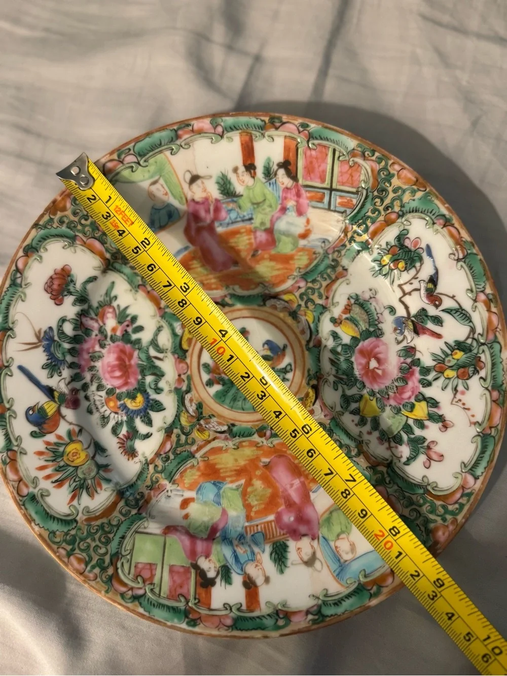 Rose Medallion Plate - Picture 3 of 3